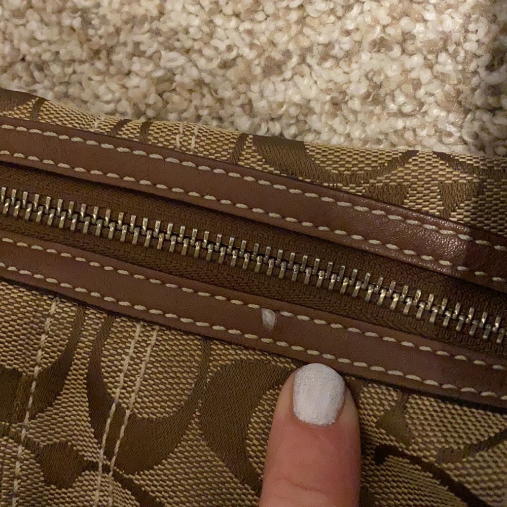 Coach brown shoulder purse - Picture 5 of 5